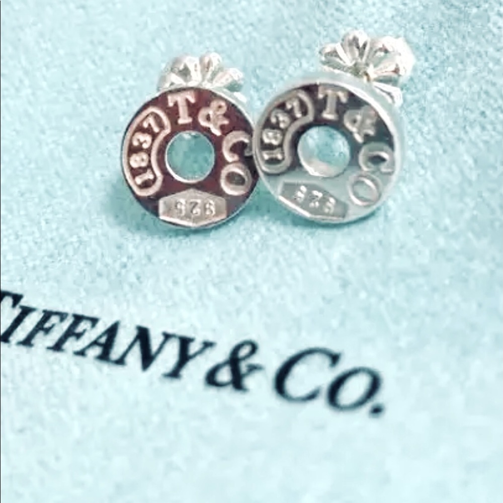 🚩SOLD🚩 Do not buy🚩 Tiffany 1837 Earrings